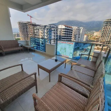 Yekta Kingdom Trade Center 1+1 Luxury Апартаменты