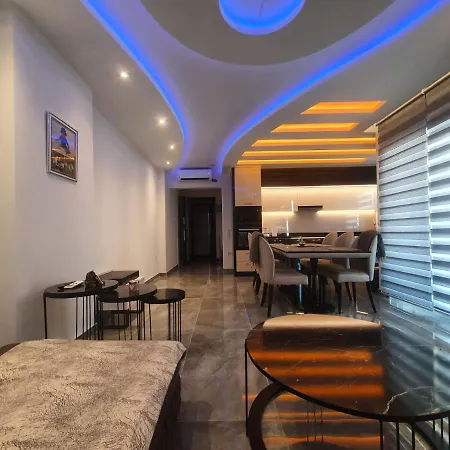 Yekta Kingdom Trade Center 1+1 Luxury Апартаменты Алания