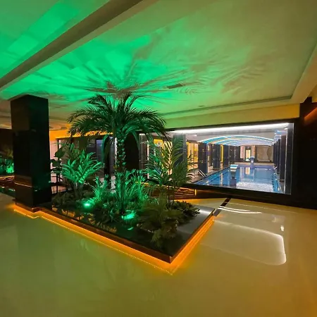 Yekta Kingdom Trade Center 1+1 Luxury Апартаменты *